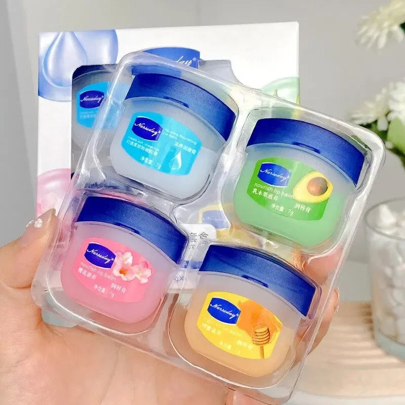EELHOE Moisturizing Lipbalm