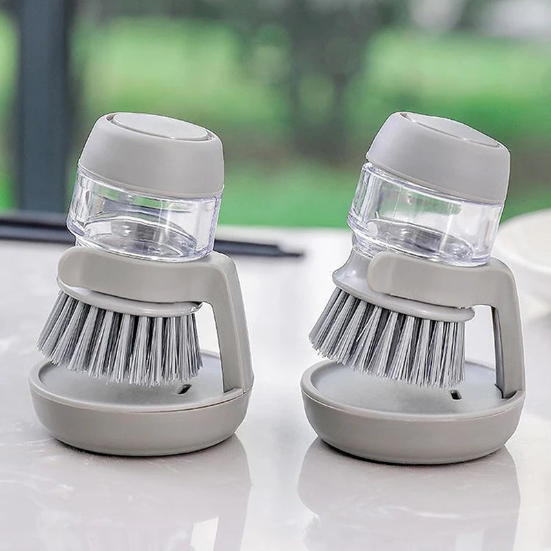 Cleaning Brush with Liquid Storage