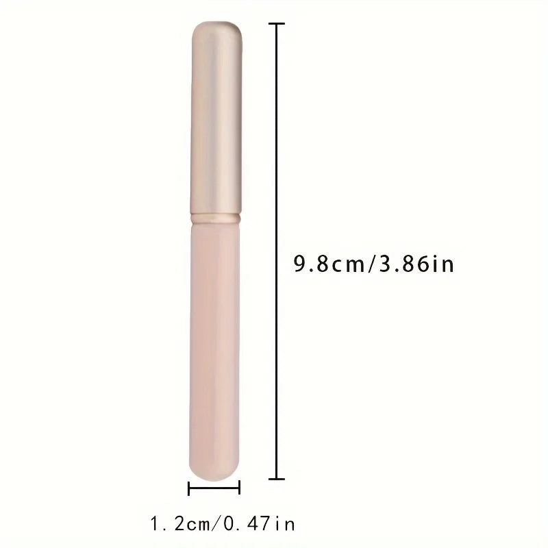 YMOLGA Lip/Concealer/Lip Gloss Brush With Cover
