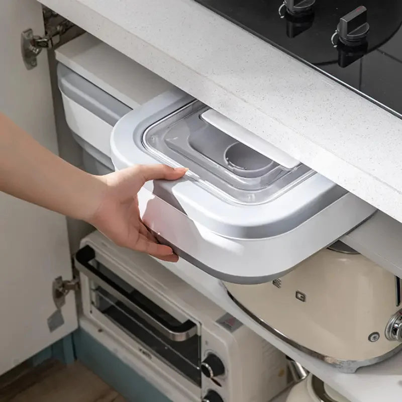 Collapsible Food Storage Container with Sealing Lid